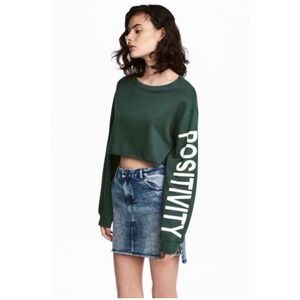 H&M Divided Cropped Sweatshirt Long Sleeve Pullover Positivity‎ Green S